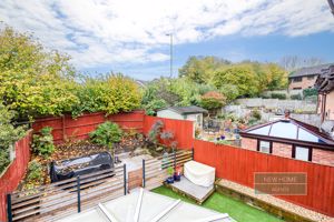 Photo 33- click for photo gallery